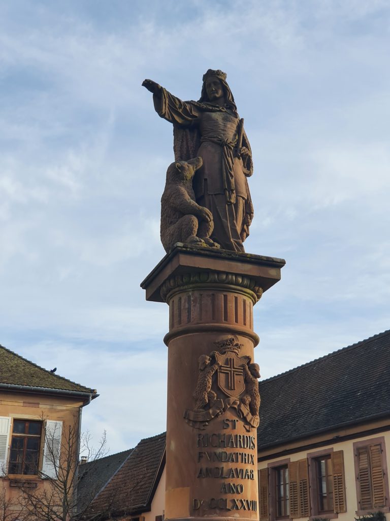 statue sainte richarde